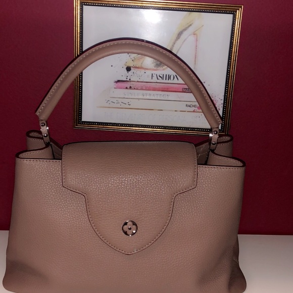 Louis Vuitton Capucines - Picture 7 of 8